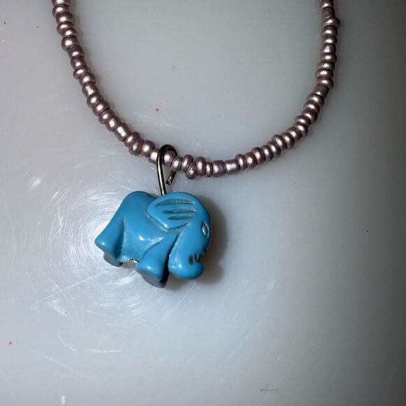 CHILDRENS ELEPHANT NECKLACE AND BRACELET - Picture 3 of 3
